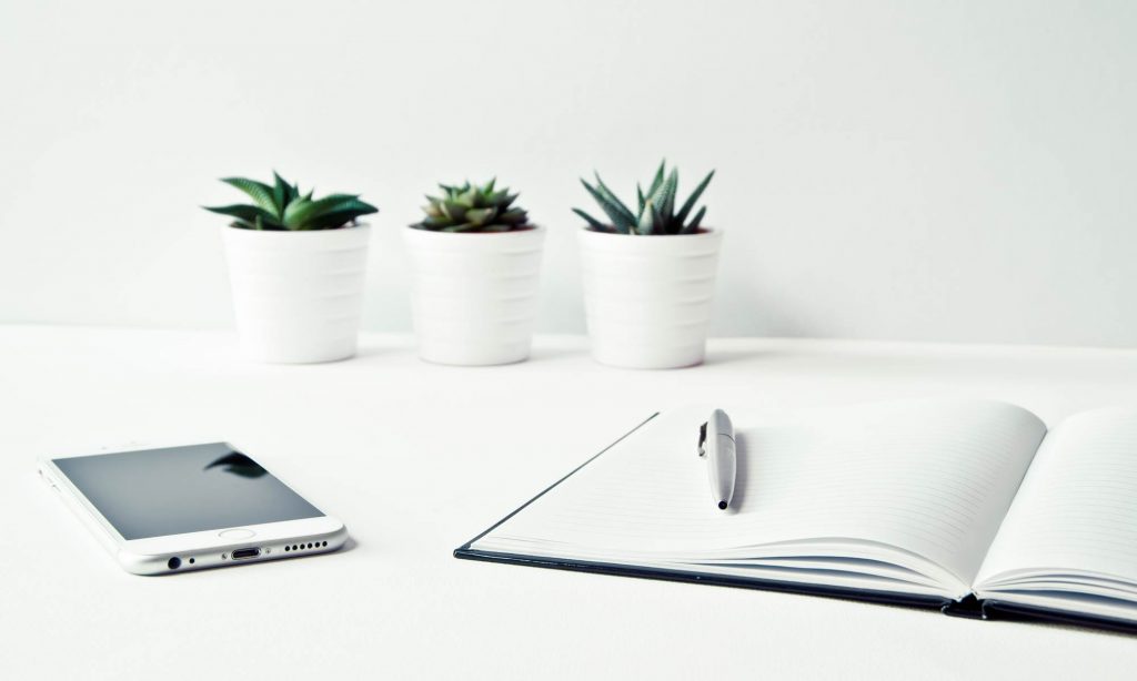 SCHREIBEN in BERLIN | Schreibworkshops und Schreibcoachings | Kontakt zu Dr.phil. Michael Gutmann, Berlin